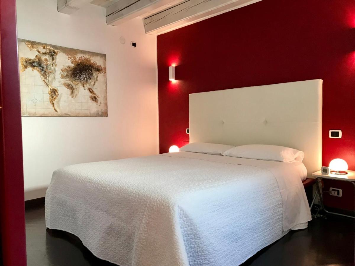 Апартаменты San Nicolo 3 Верона Номер фото