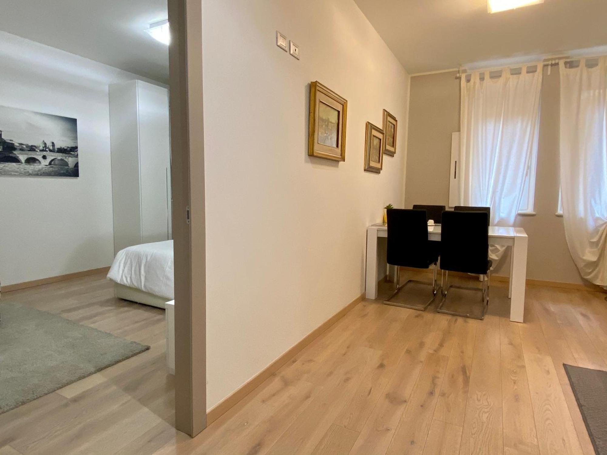 Апартаменты San Nicolo 3 Верона Номер фото